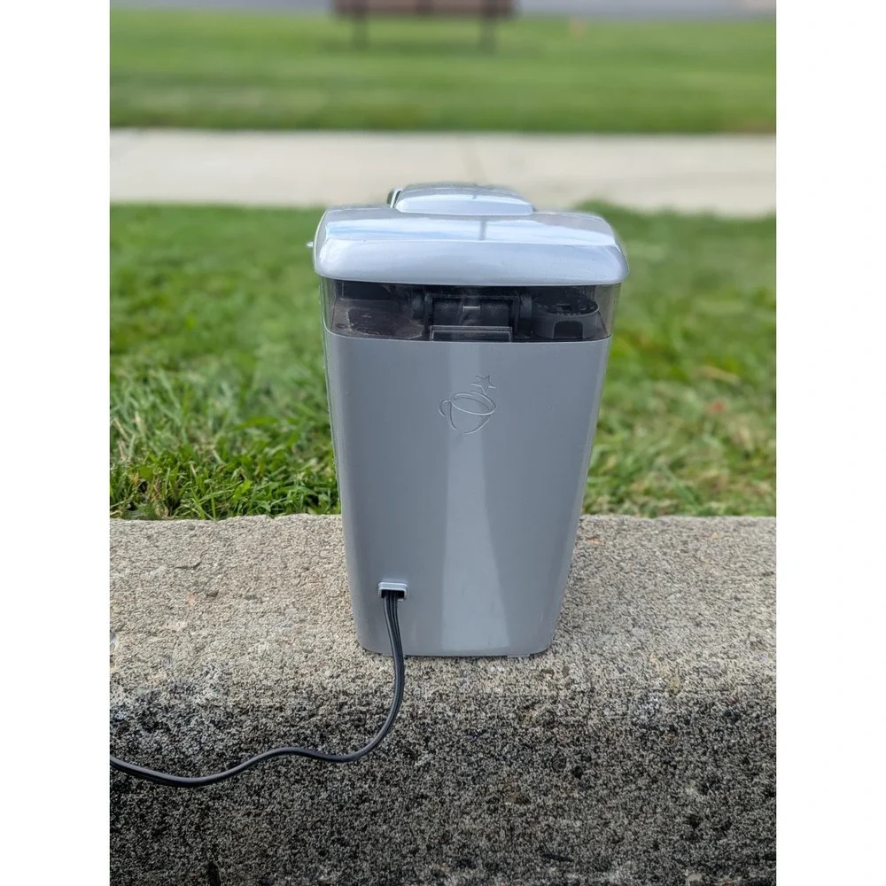 Compact Single Serve Coffee Maker Keurig B31 Mini Plus Silver K-Cup Brewer